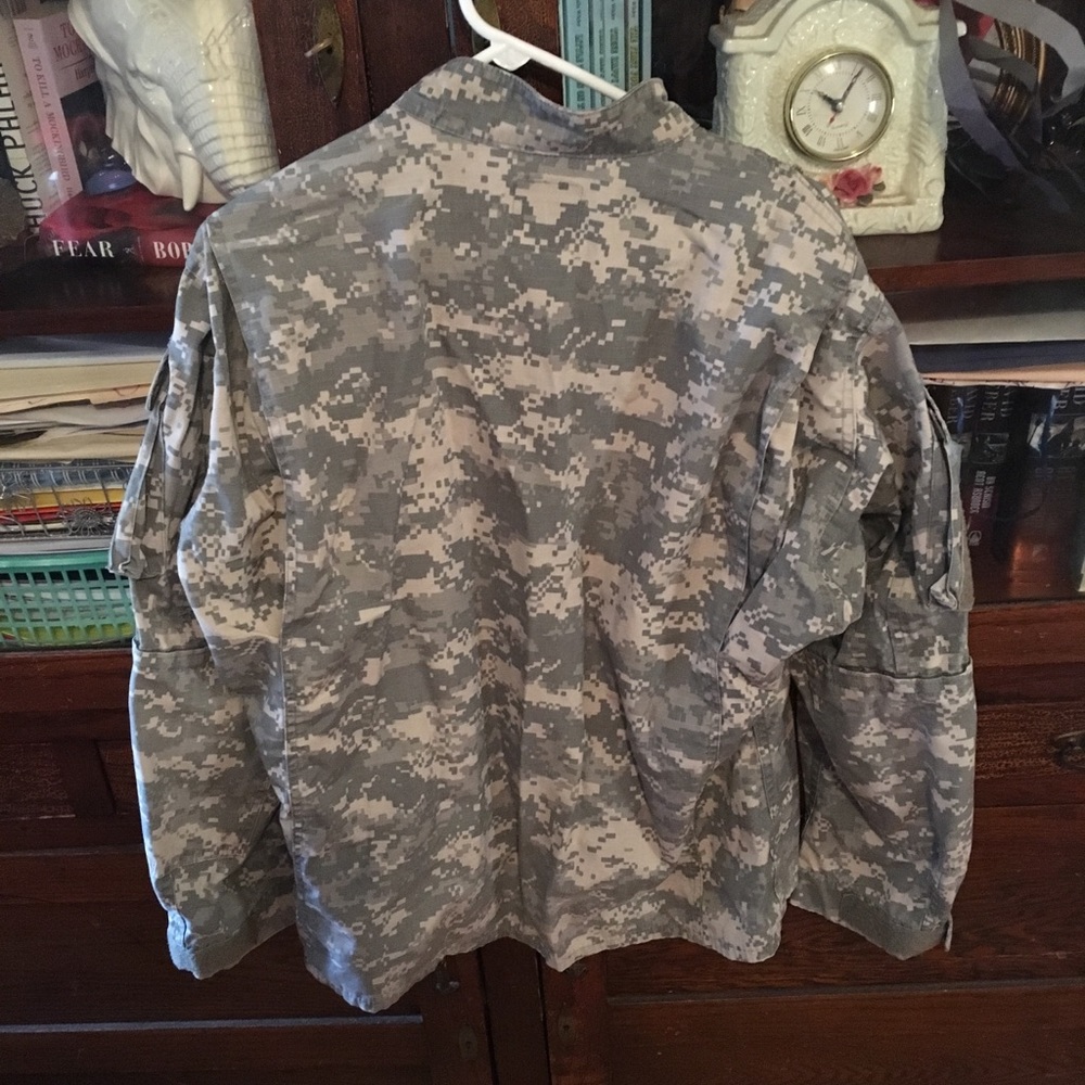 Authentic Camouflage Jacket - Picture 2 of 2